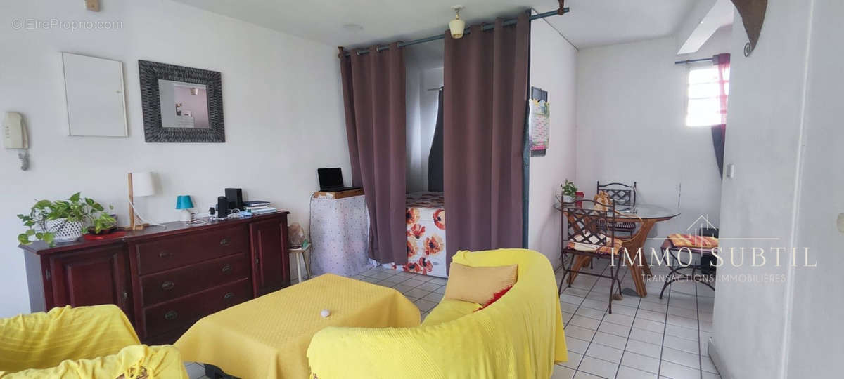 Appartement à POINTE-A-PITRE