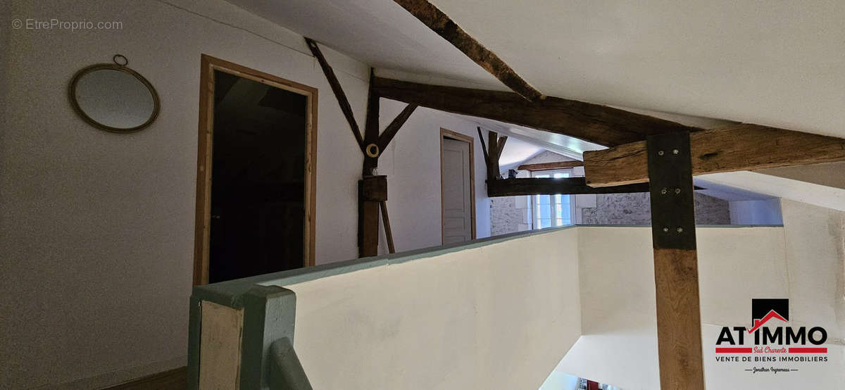 Autre vue mezzanine - Maison à CHALAIS