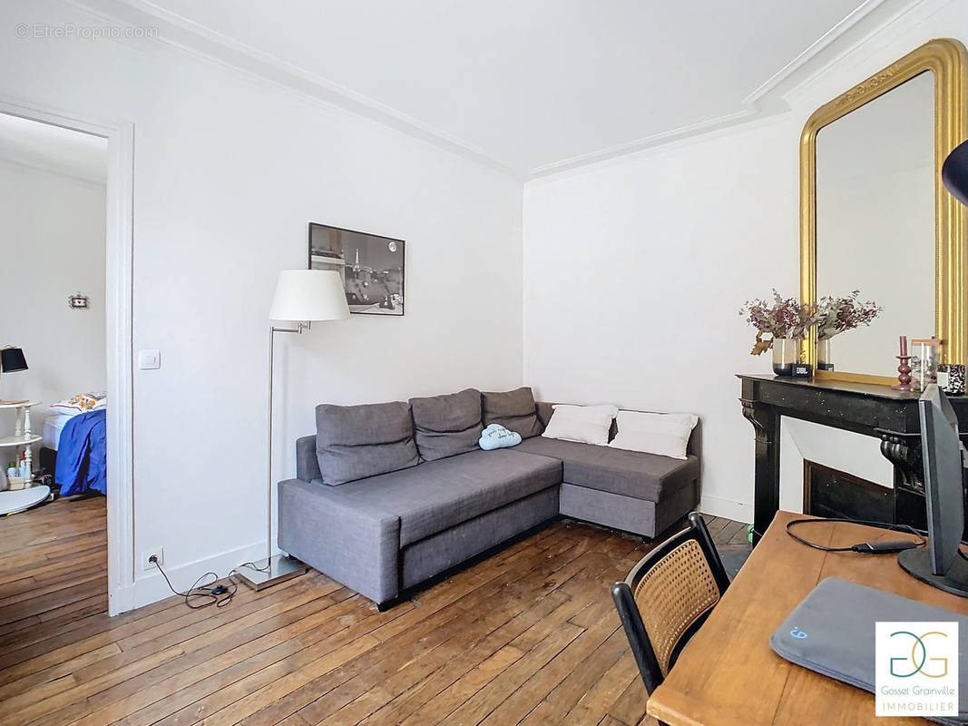 Appartement à PARIS-17E