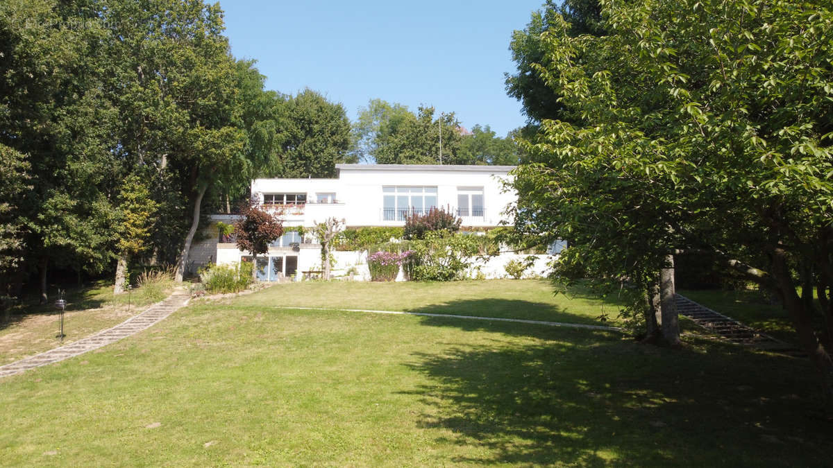 Maison à MONTFORT-L&#039;AMAURY