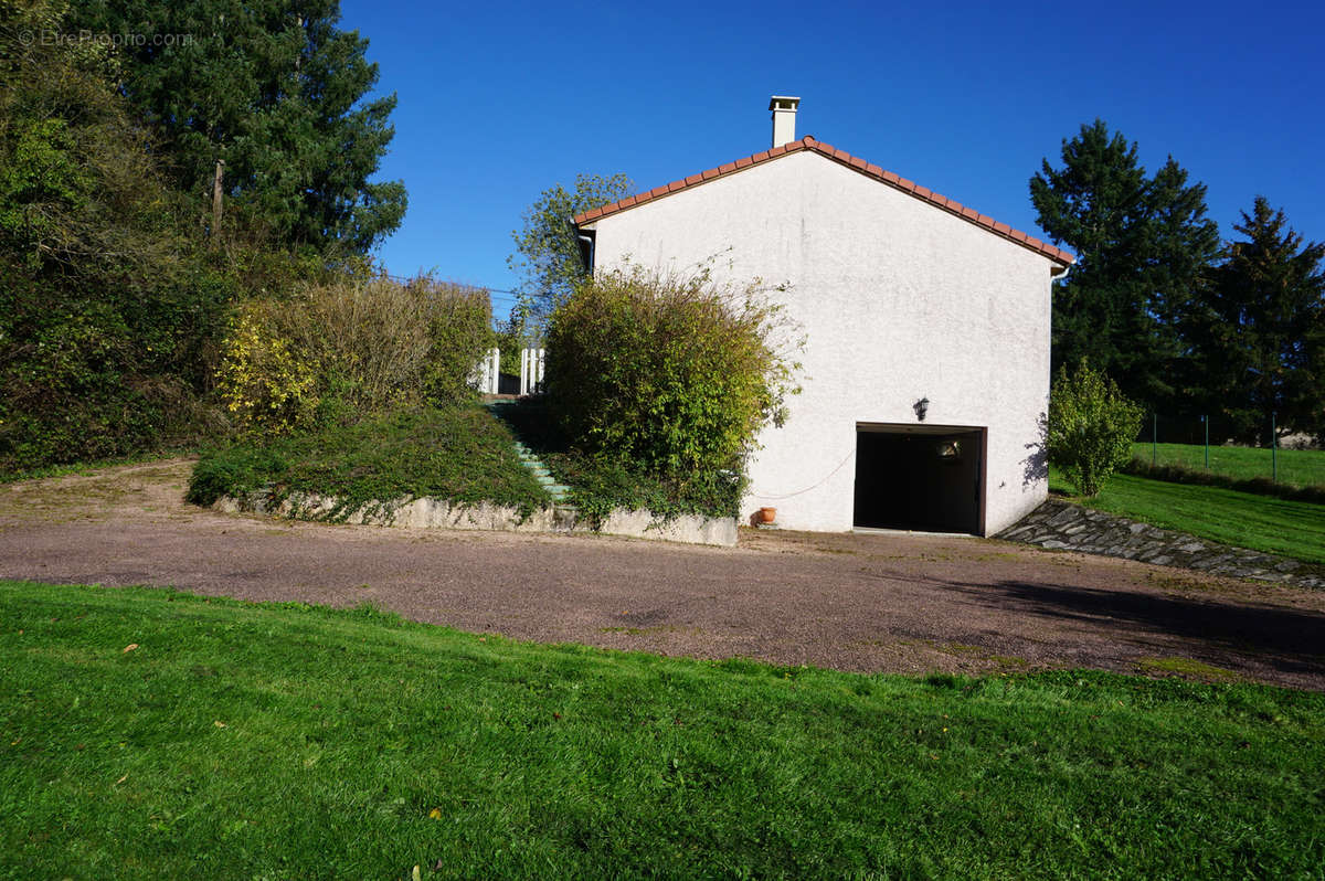 Maison à CHAUFFAILLES