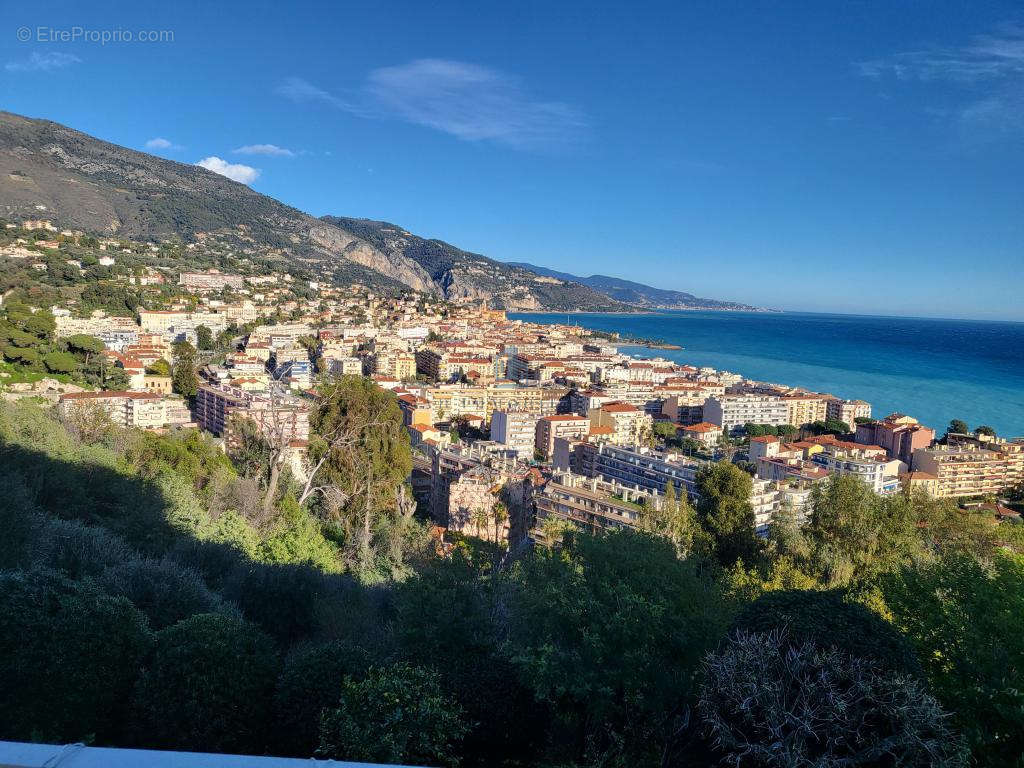 Appartement à MENTON