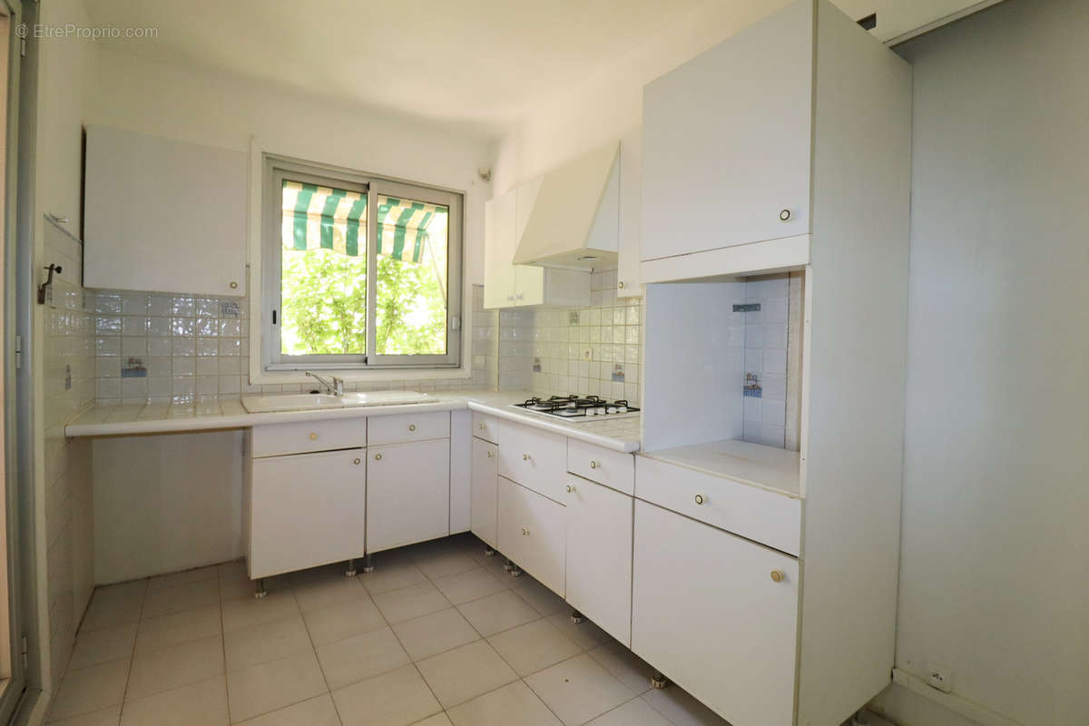 Appartement à MARSEILLE-12E