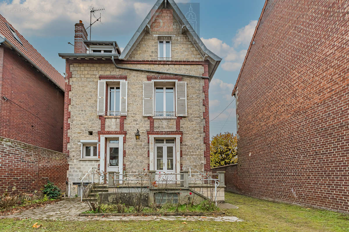 Maison à CHANTILLY