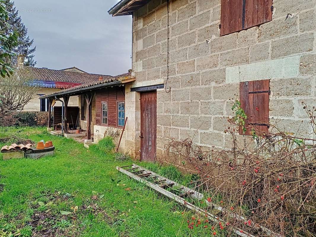 Maison à SAINT-DENIS-DE-PILE