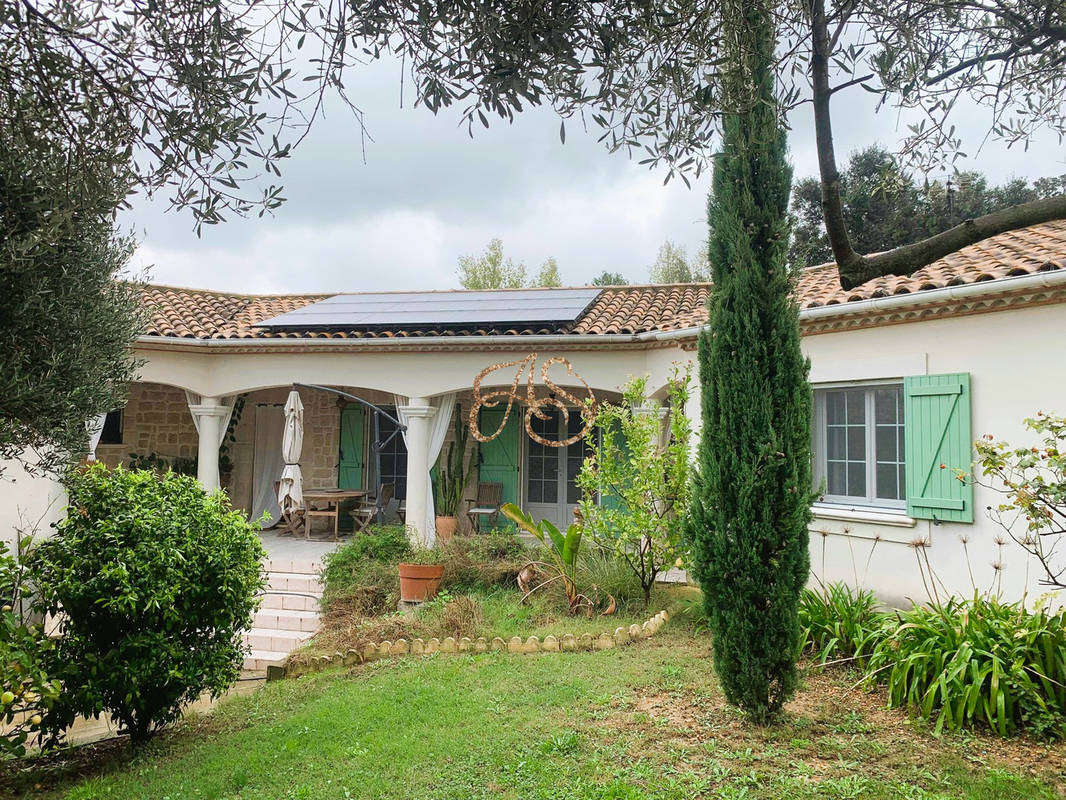 Maison à SAINT-GILLES