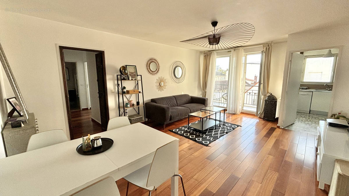 Appartement à ENGHIEN-LES-BAINS