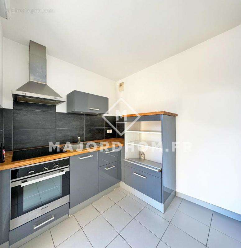 Appartement à MARSEILLE-2E