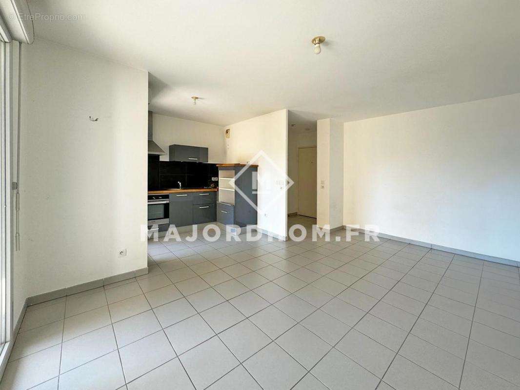 Appartement à MARSEILLE-2E