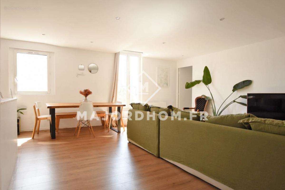 Appartement à MARSEILLE-2E