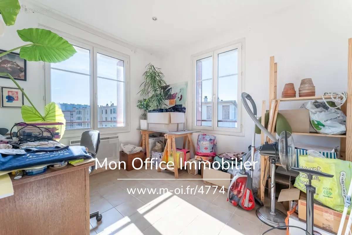 Appartement à MARSEILLE-10E