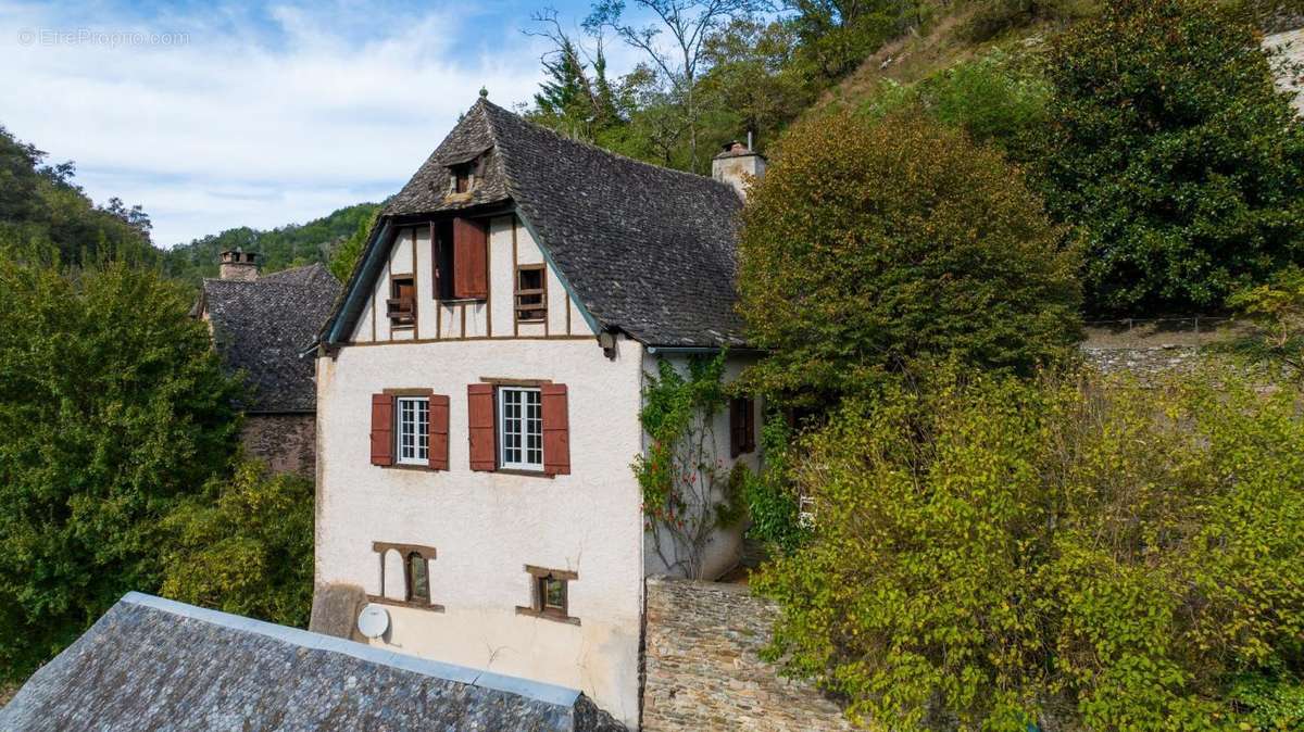 Maison à CONQUES