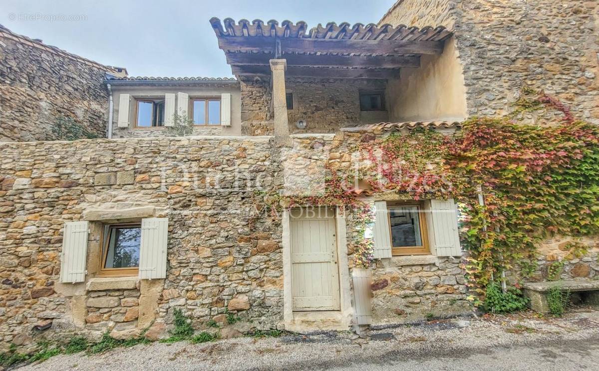 Maison à UZES