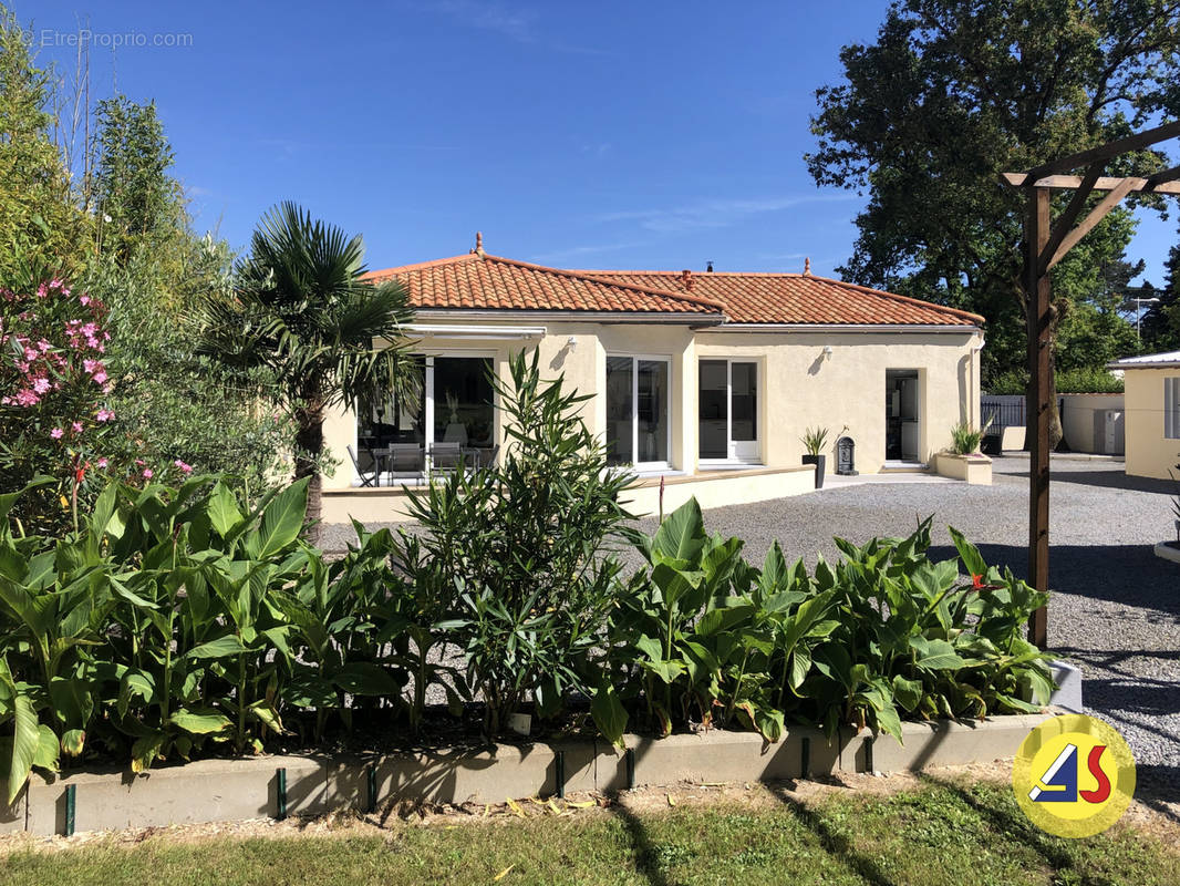 Maison à SAINT-AIGNAN-GRANDLIEU