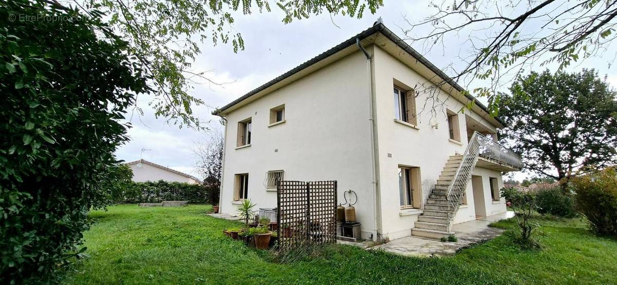 Maison à EAUNES