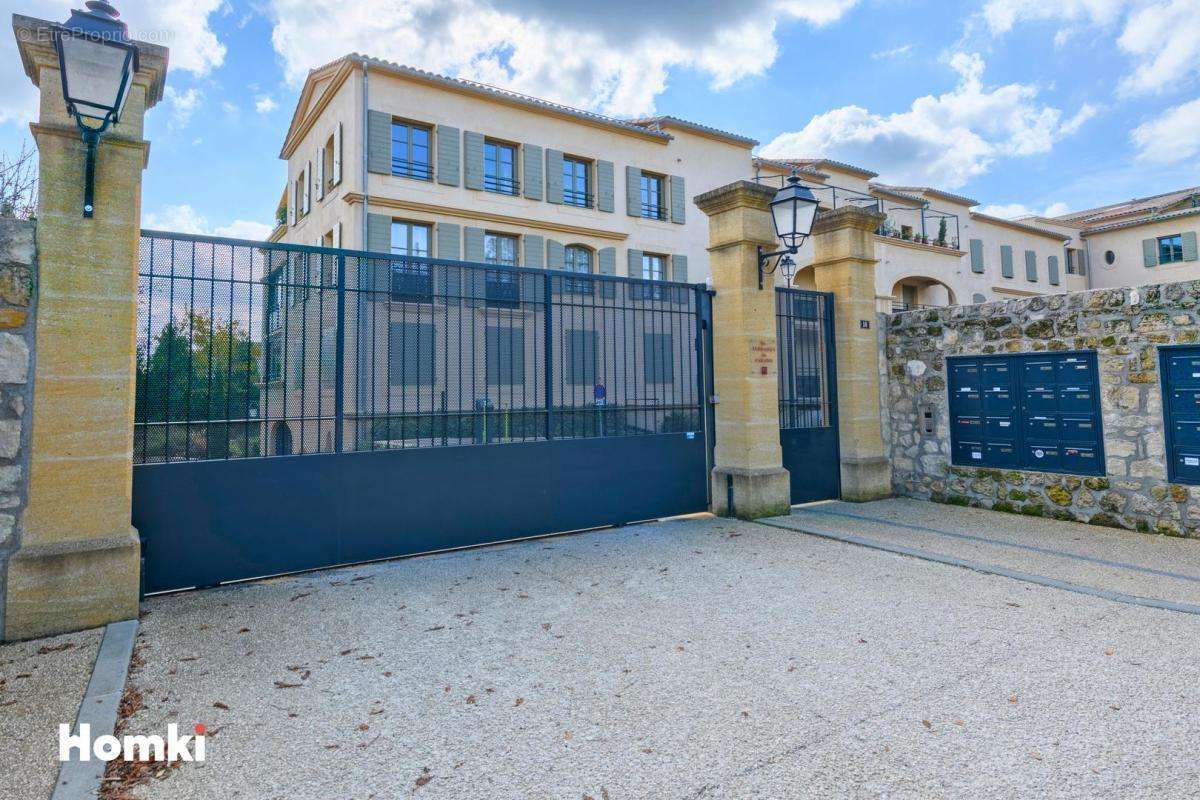 Appartement à UZES