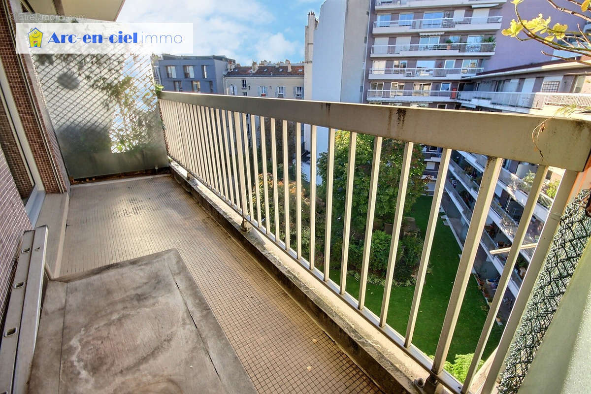 Appartement à PARIS-12E