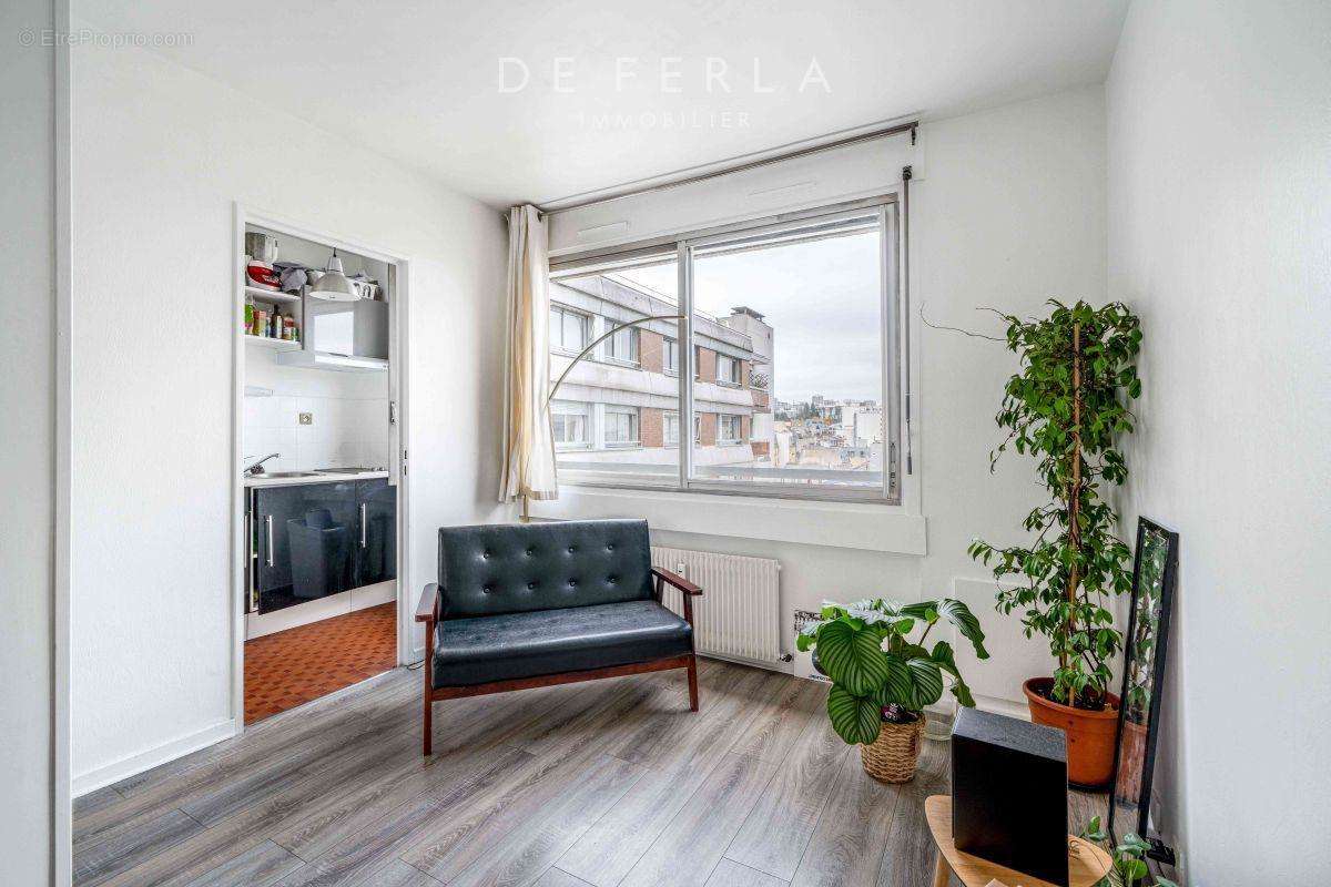 Appartement à PARIS-11E