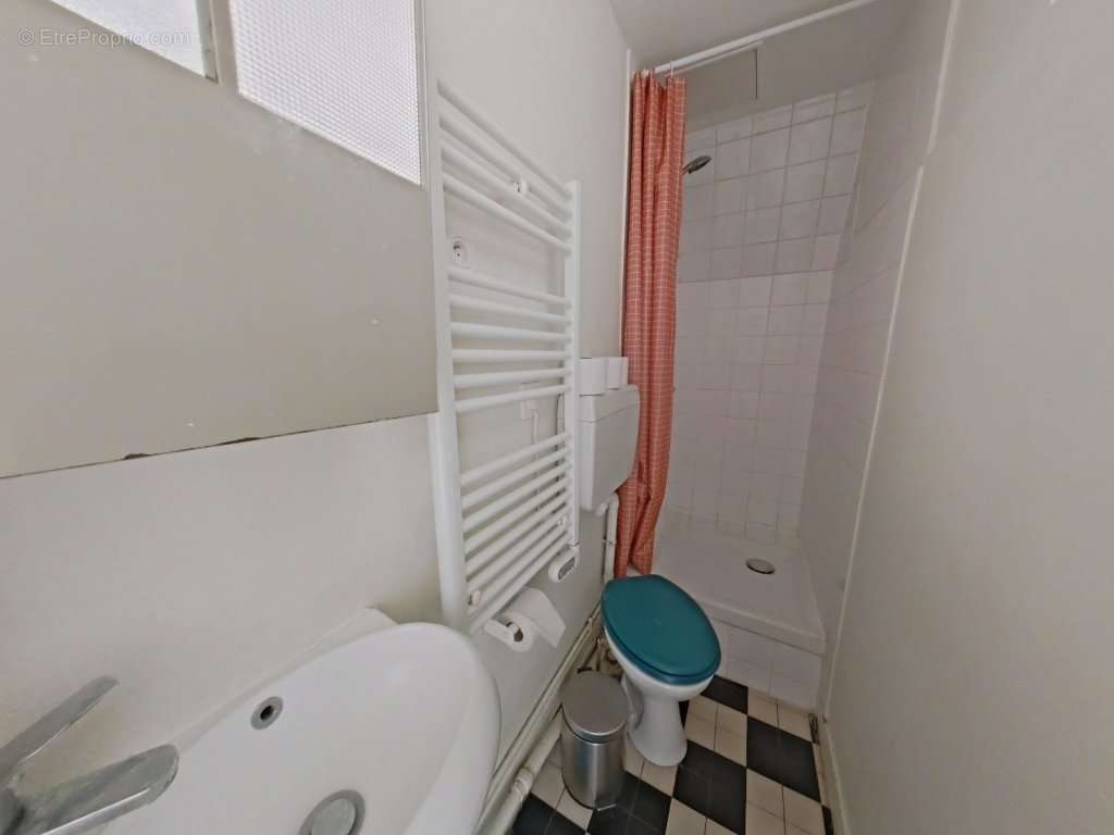 Appartement à PARIS-11E