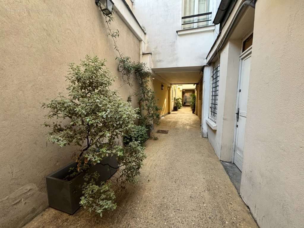 Appartement à PARIS-11E