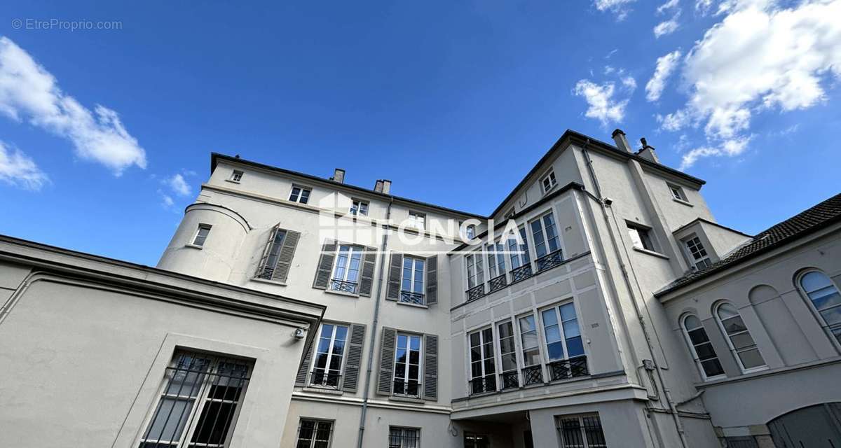 Appartement à SAINT-GERMAIN-EN-LAYE