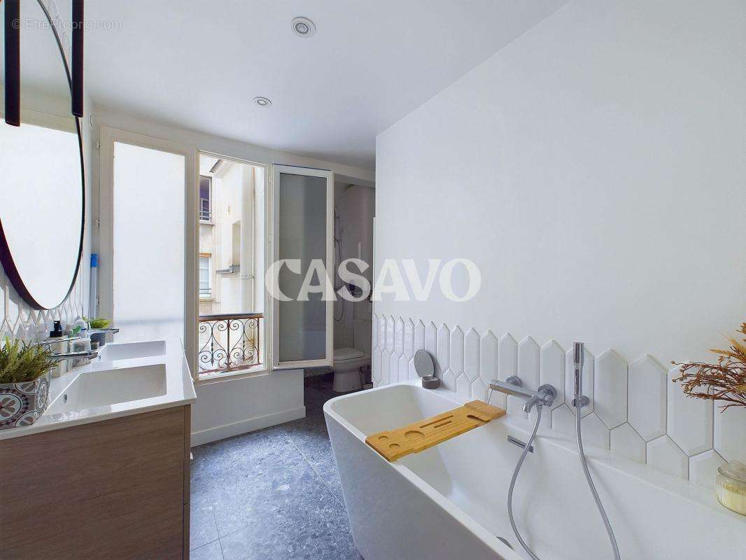 Appartement à PARIS-18E