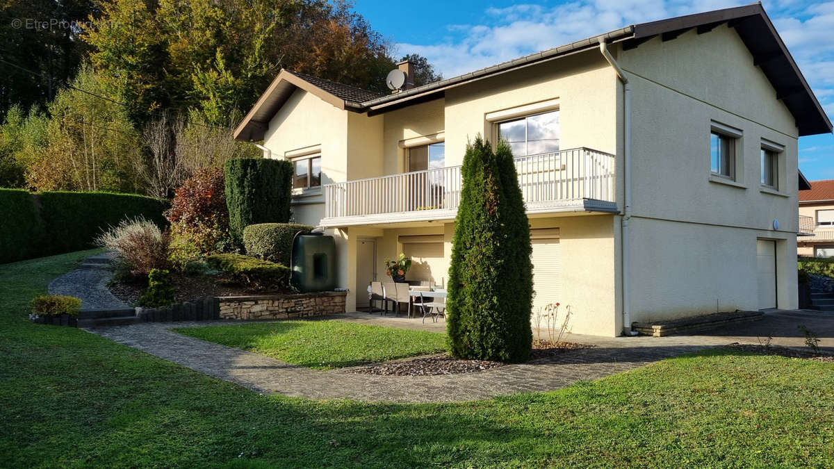 Maison à GOLBEY