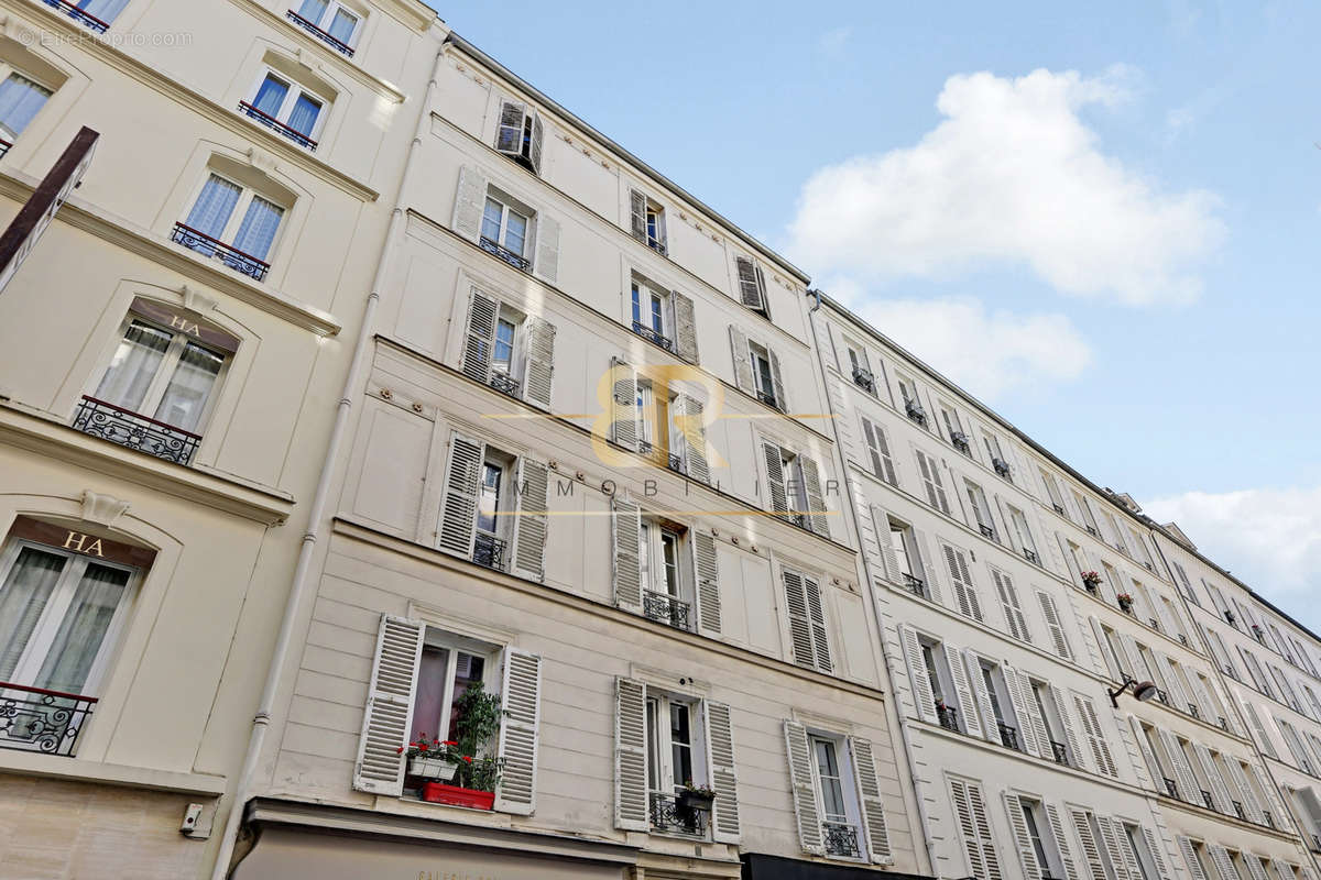 Appartement à PARIS-7E