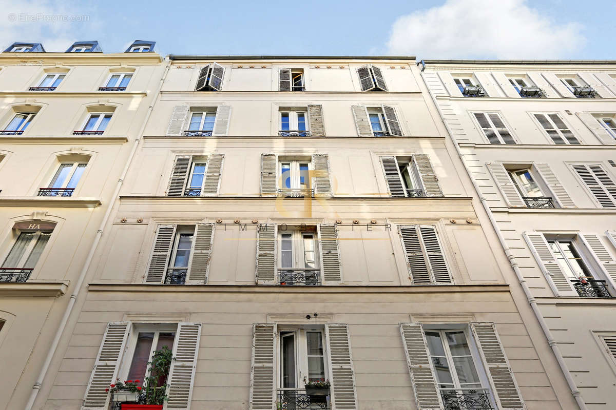 Appartement à PARIS-7E