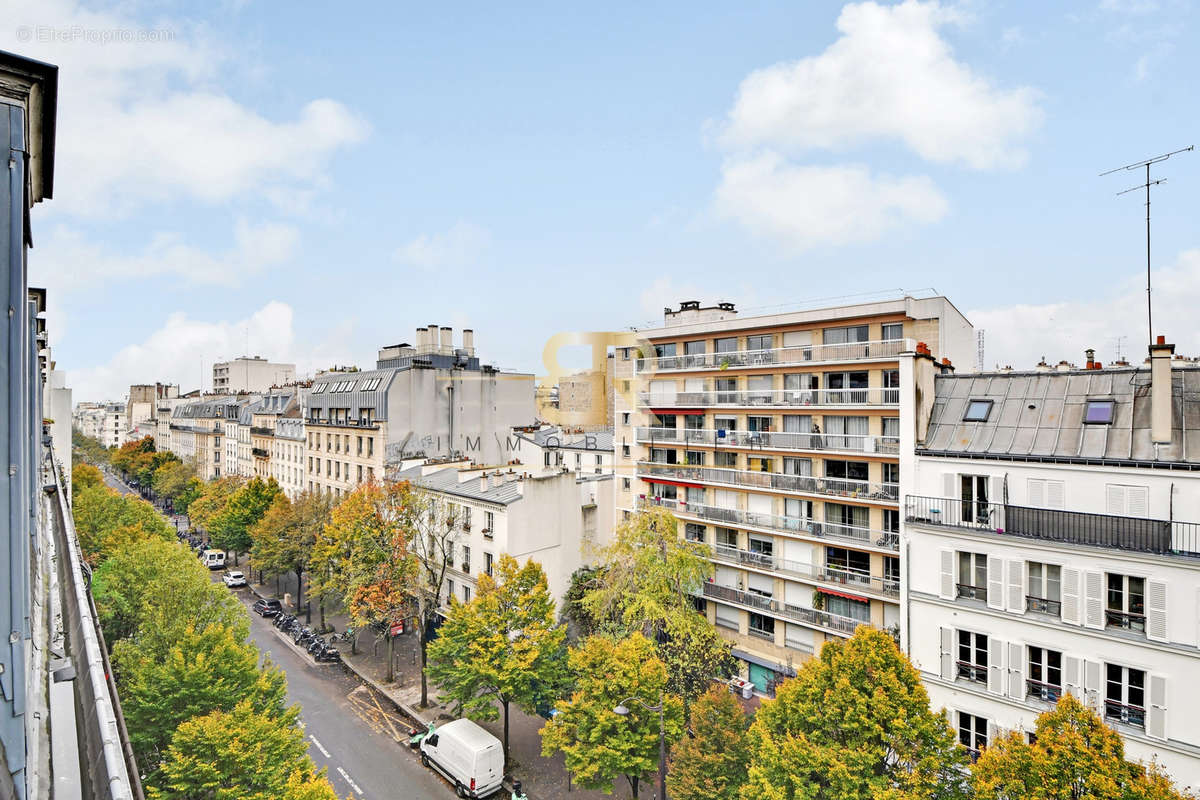 Appartement à PARIS-10E