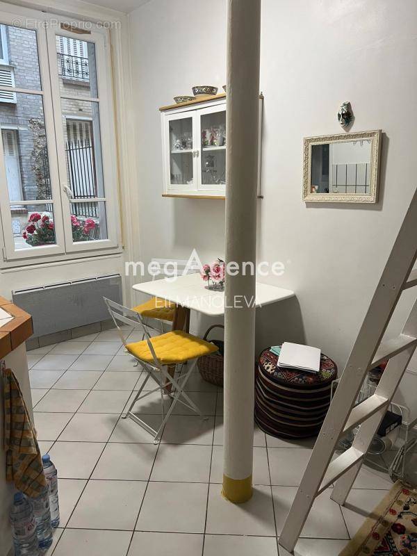 Appartement à PARIS-15E