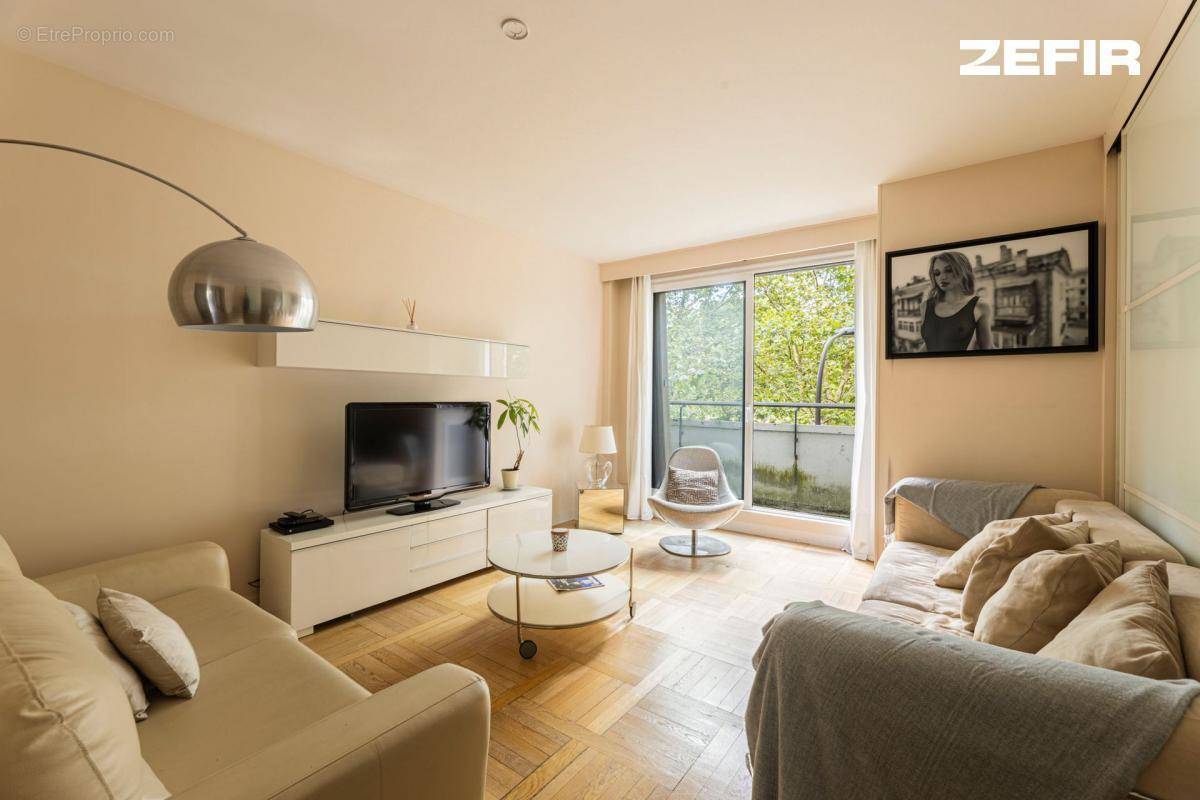 Appartement à BOULOGNE-BILLANCOURT