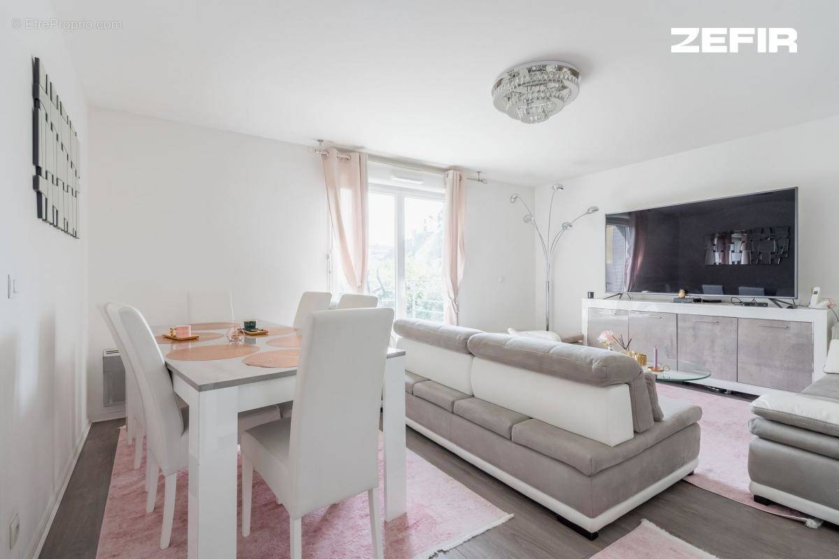 Appartement à ROSNY-SOUS-BOIS