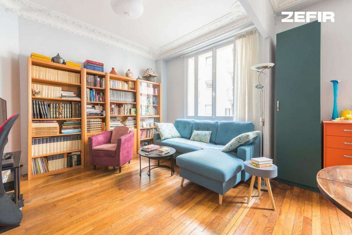 Appartement à PARIS-15E