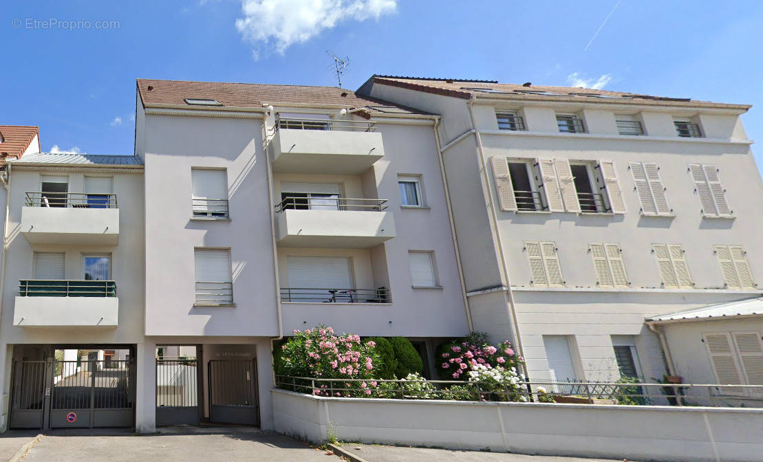 Appartement à VAIRES-SUR-MARNE