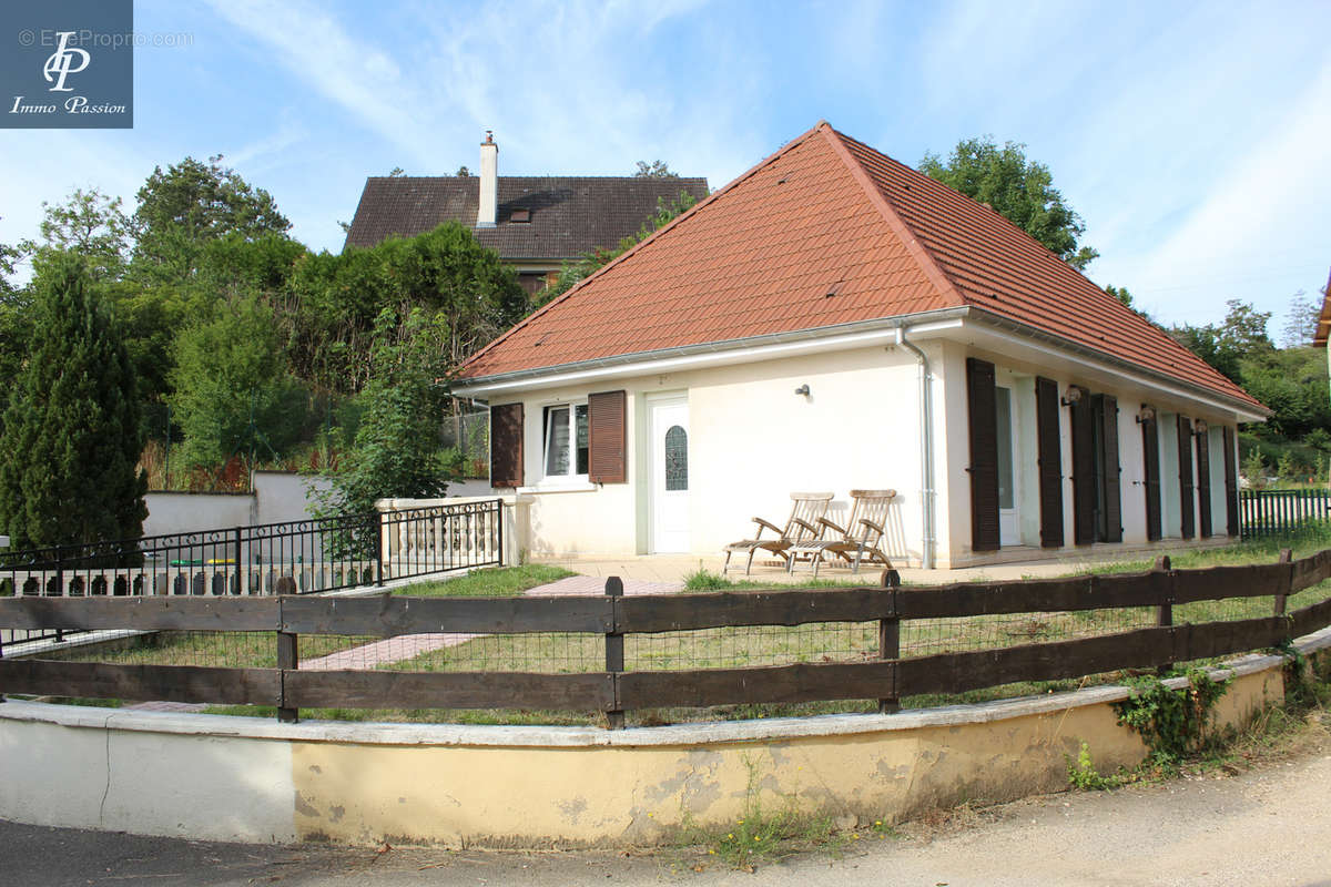 Maison à CHENOVE