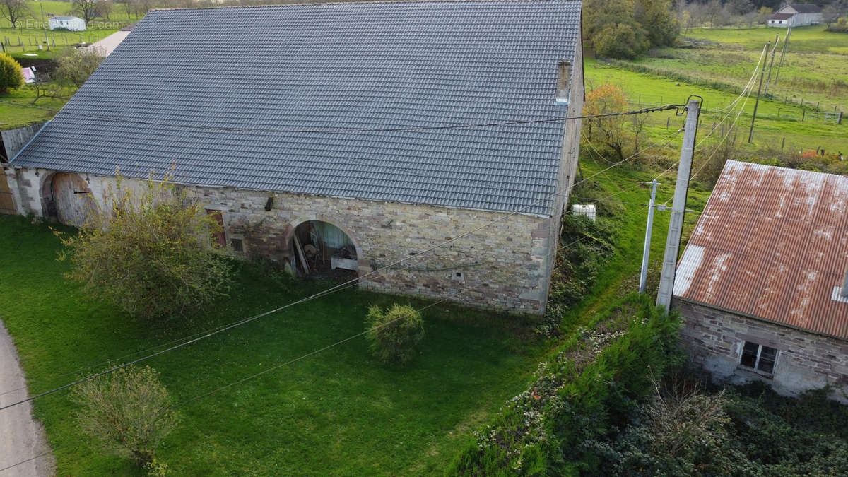 Maison à FOUGEROLLES