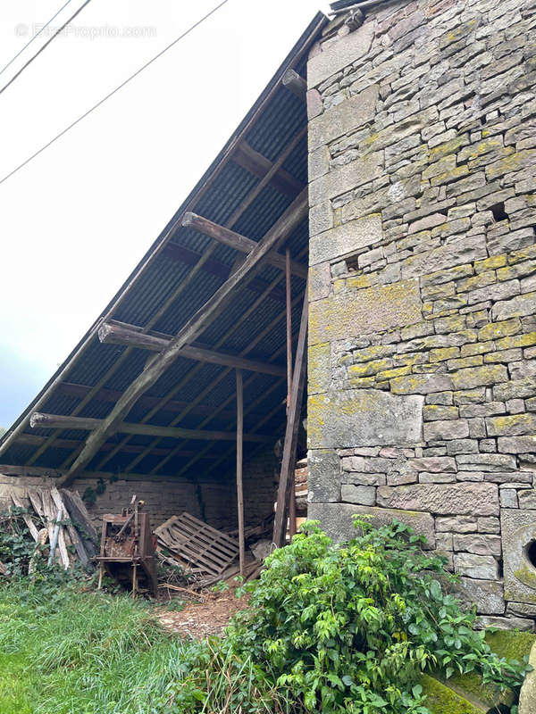 Maison à FOUGEROLLES