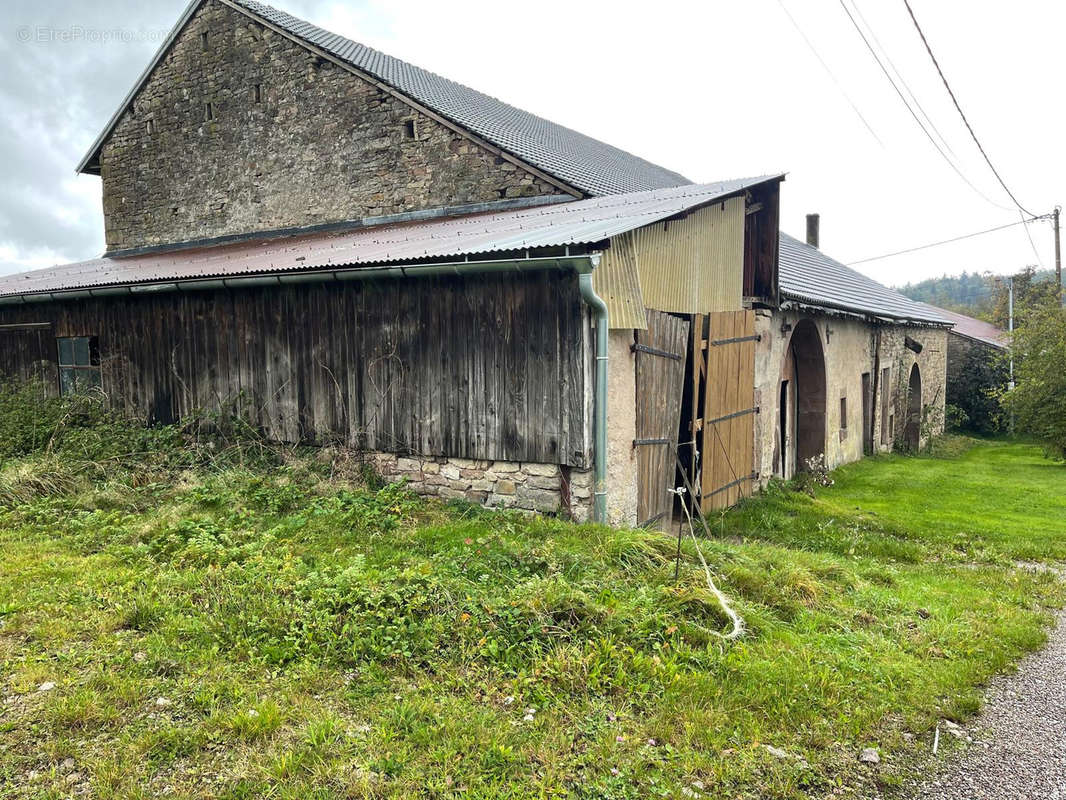 Maison à FOUGEROLLES