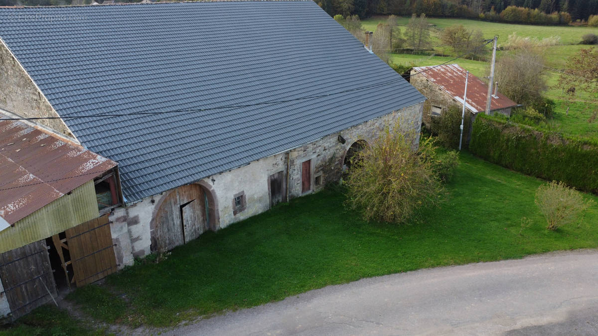 Maison à FOUGEROLLES