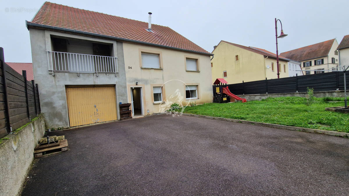 Maison à SEINGBOUSE