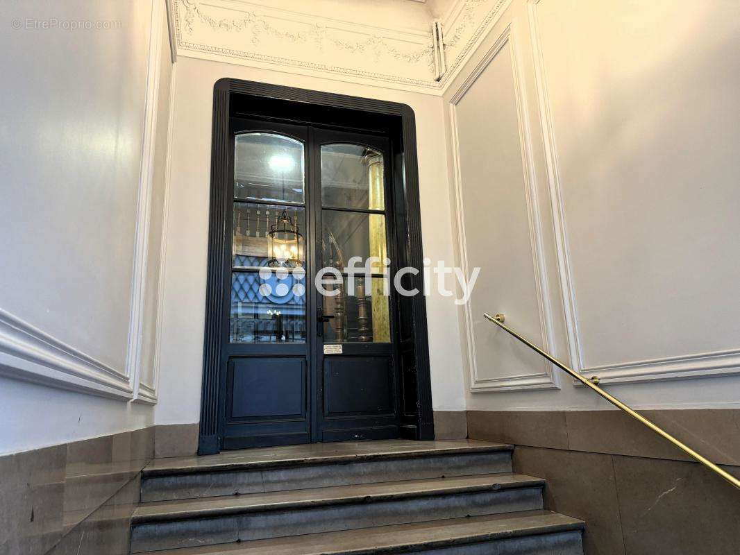 Appartement à LA MADELEINE