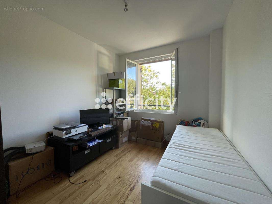 Appartement à LESTIAC-SUR-GARONNE