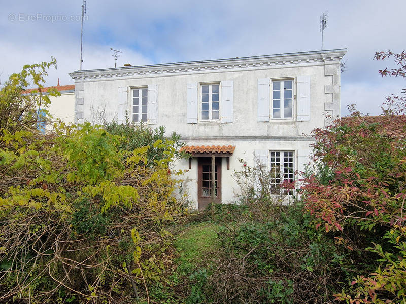 Maison à THAIRE