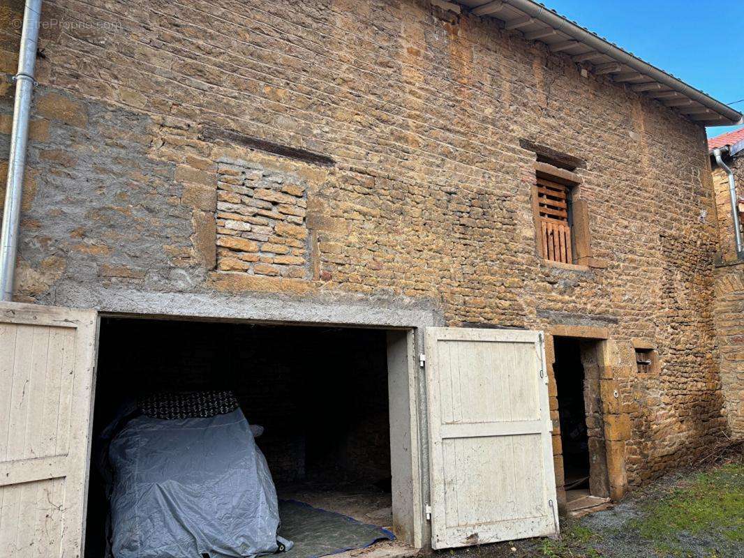 Appartement à JARNIOUX