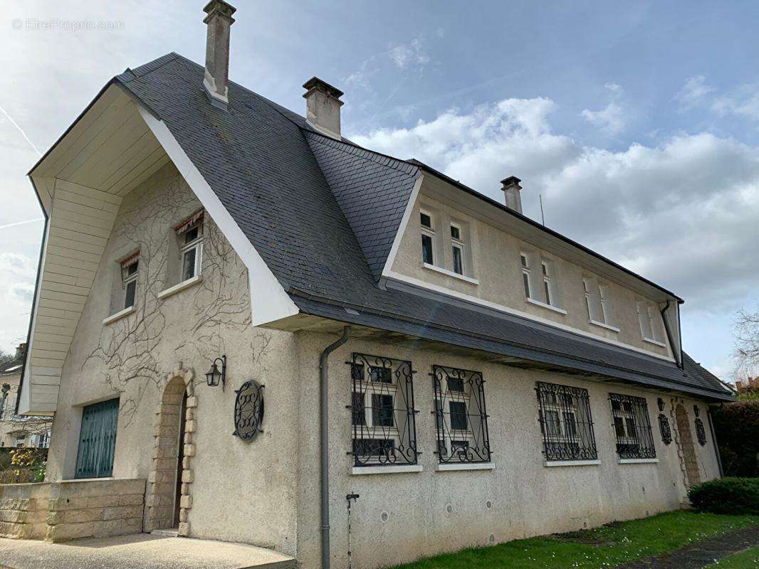 Maison à LOUVECIENNES