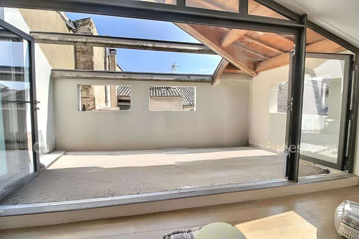 Appartement à UZES