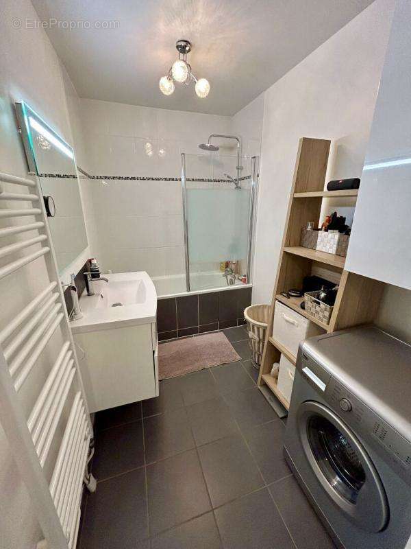 Appartement à VAIRES-SUR-MARNE