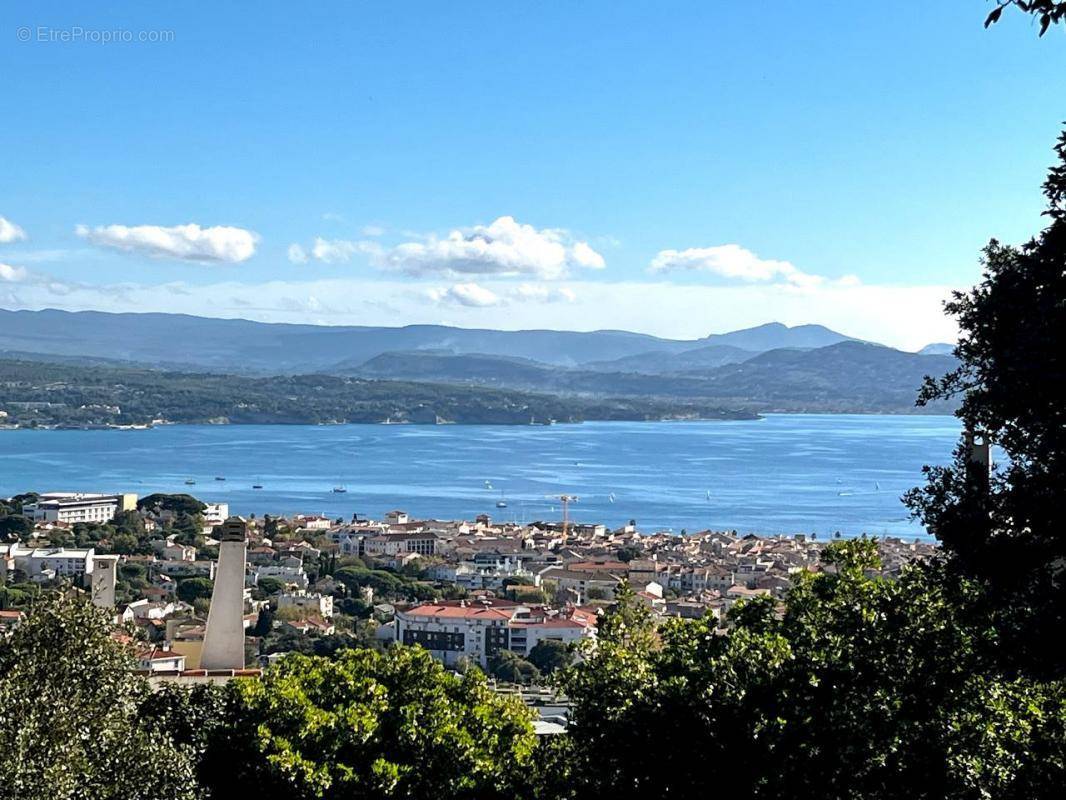 Terrain à LA CIOTAT