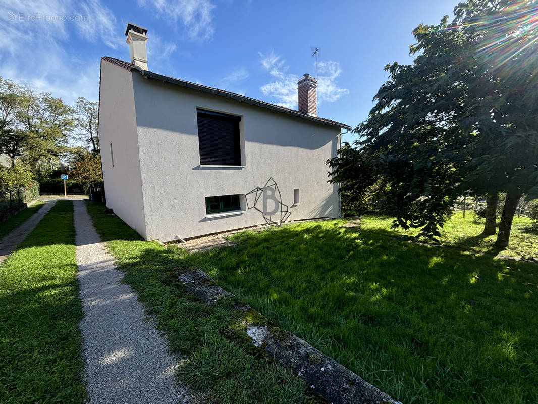 Maison à SAINT-BENOIT-DE-CARMAUX